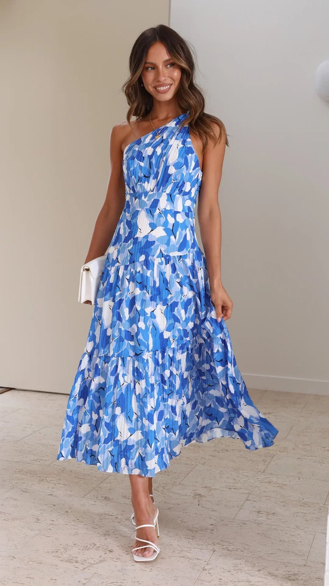 Cory - Vestido de un solo hombro con estampado floral