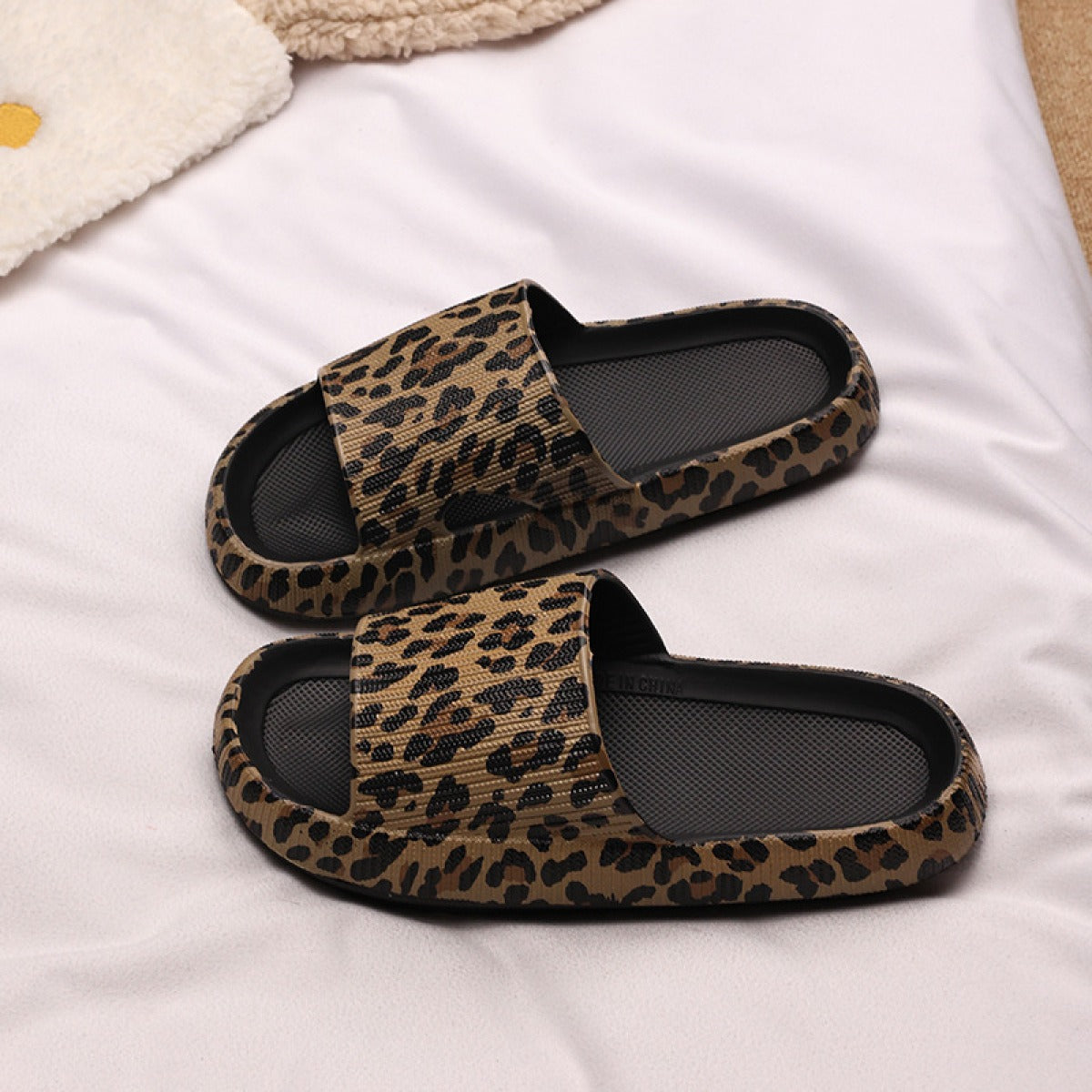 Zapatillas de casa mujer con estampado de leopardo - Malika