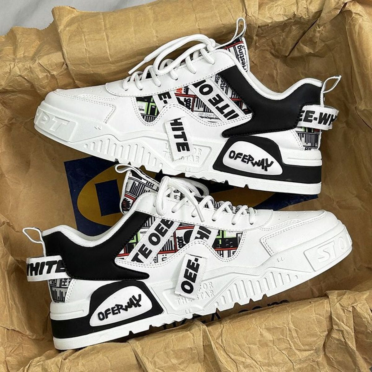 Zapatillas para hombre de suela gruesa con diseño gráfico urbano - Axel