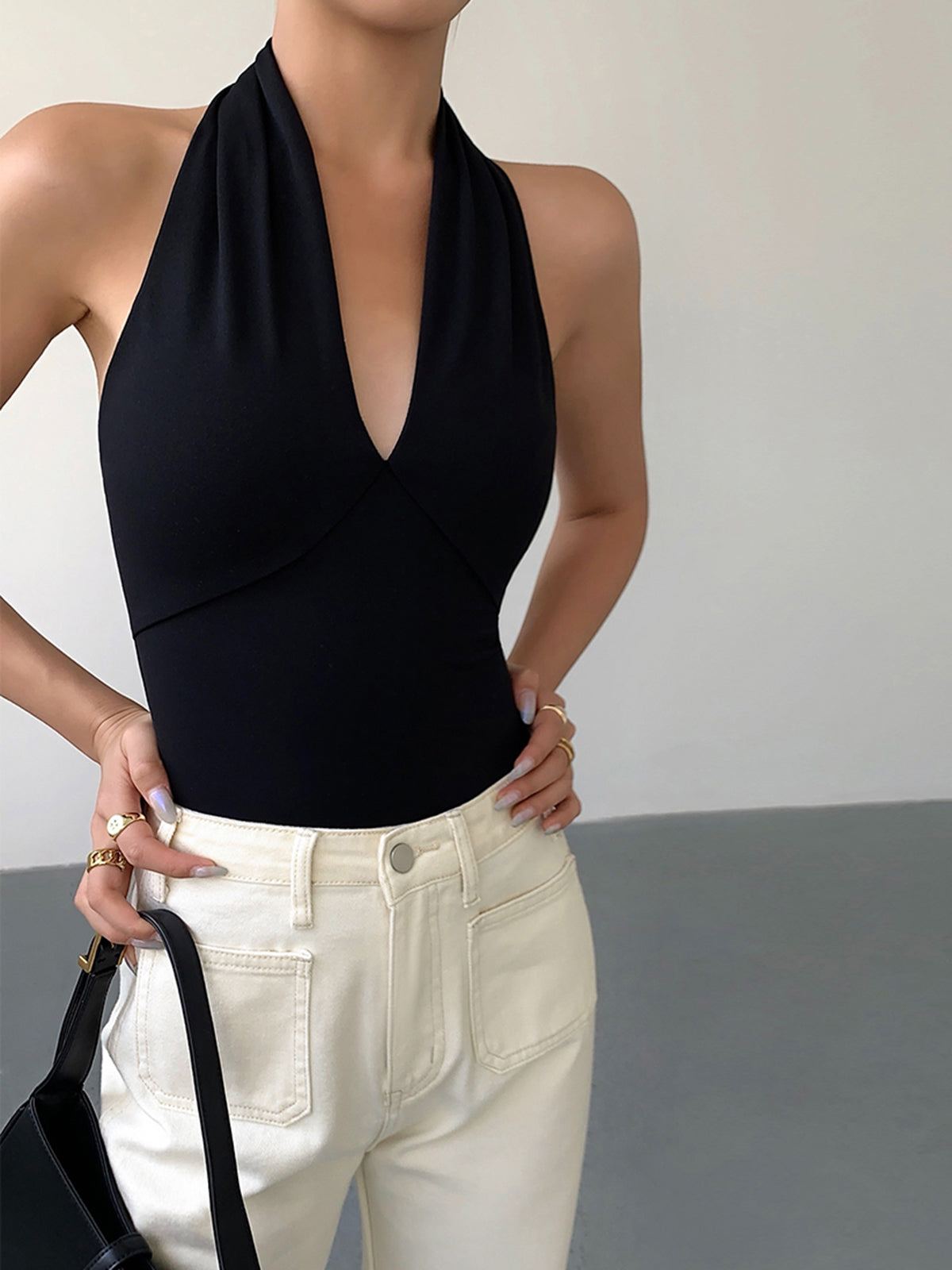 Aliyah - Camiseta de tirantes con escote en V y espalda descubierta