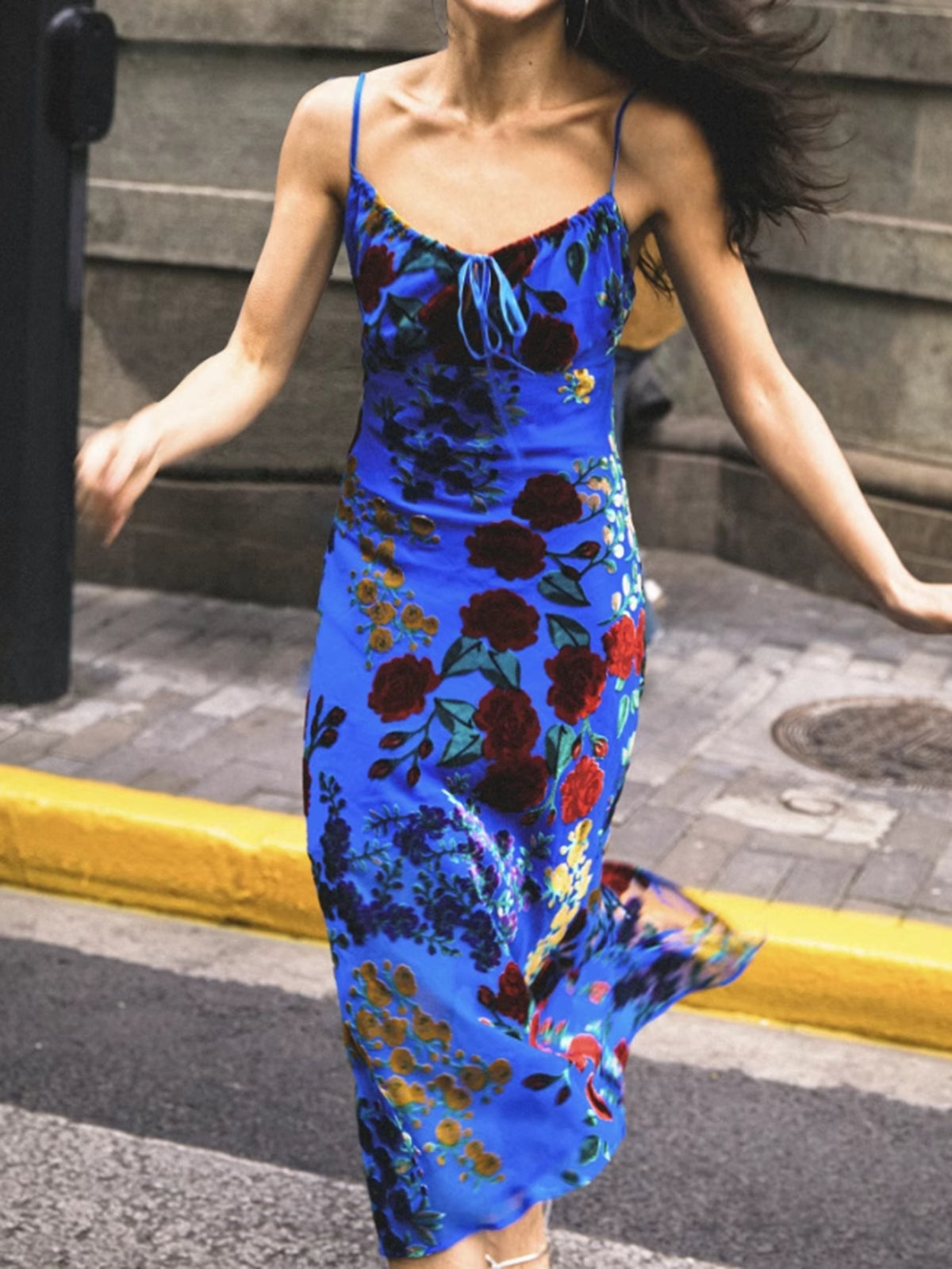 Paige - Vestido Midi Estampado con Tirantes