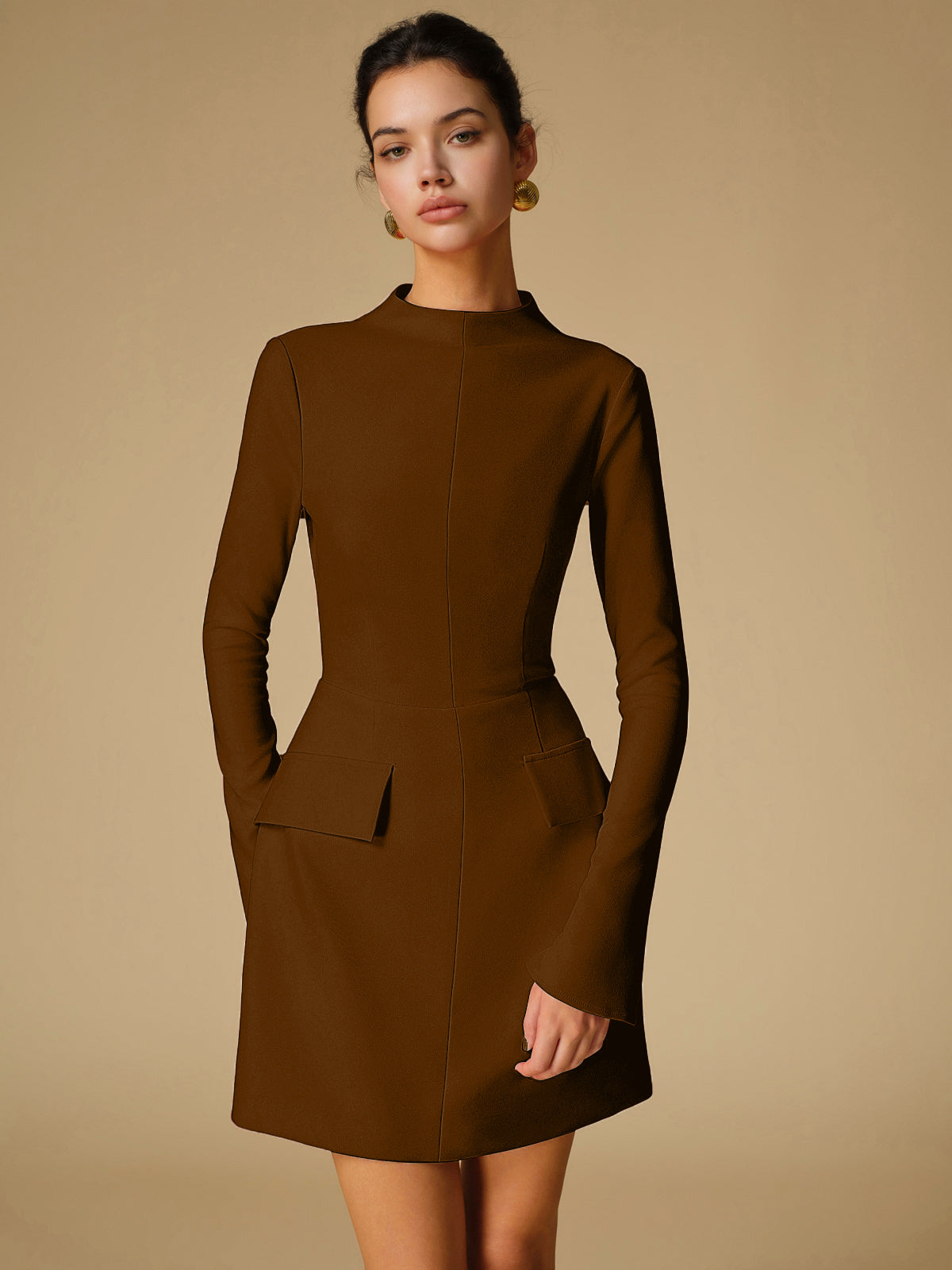 Sabina - Vestido liso minimalista de cuello alto