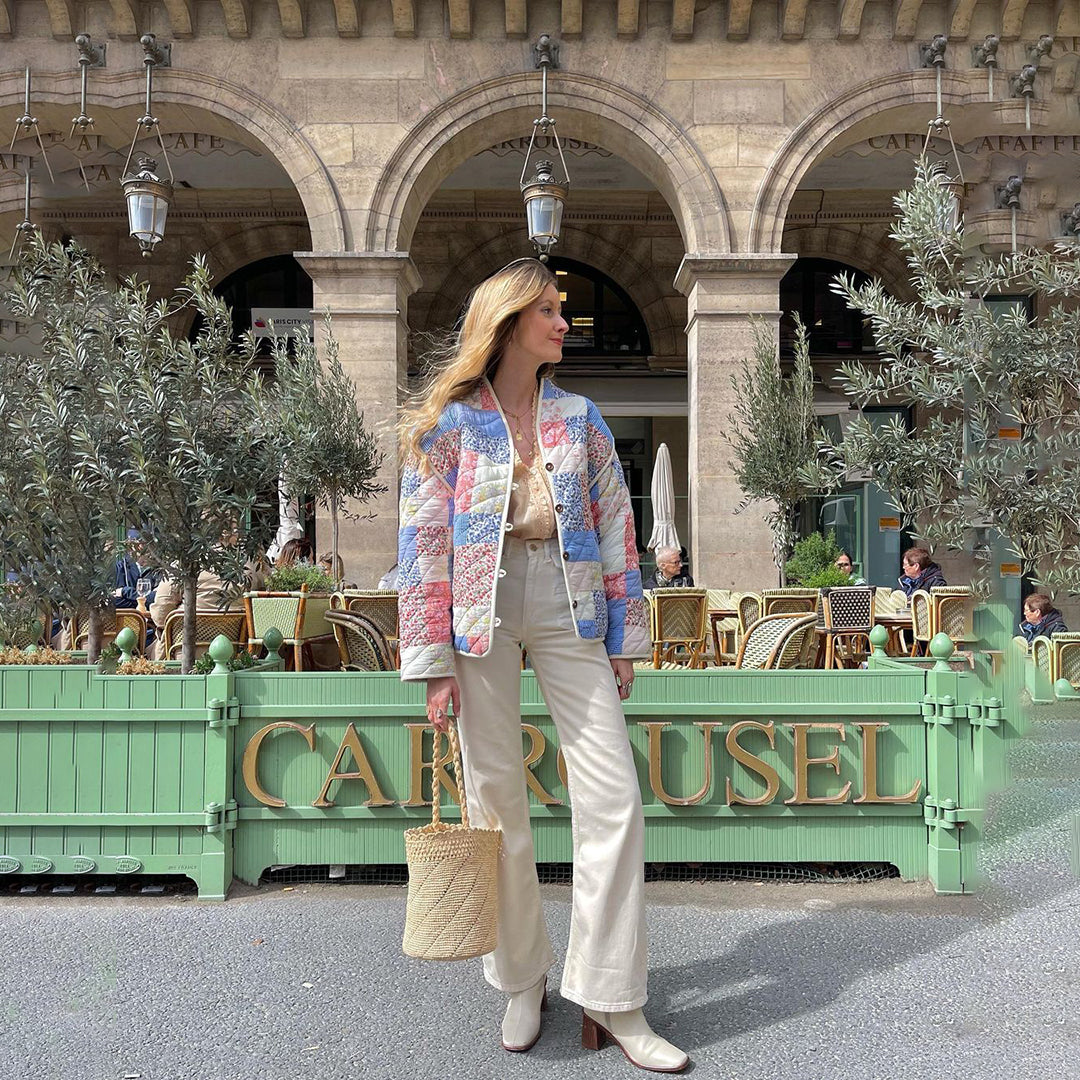 ColorCascade - Elegante chaqueta para la próxima primavera