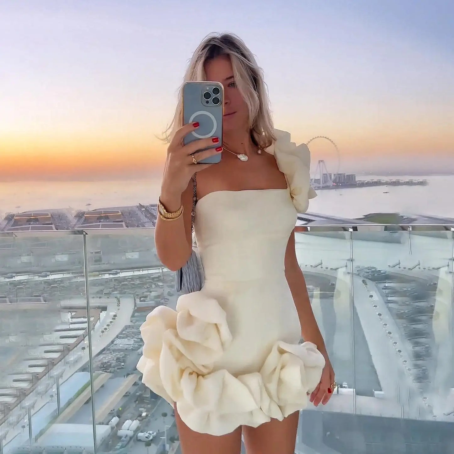 Melody - Vestido de un solo hombro con volantes