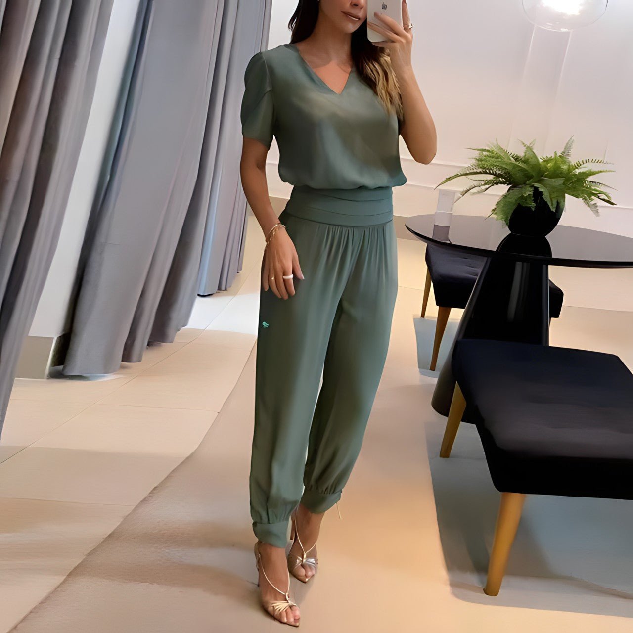 Evelyn - Blusa y pantalón de moda
