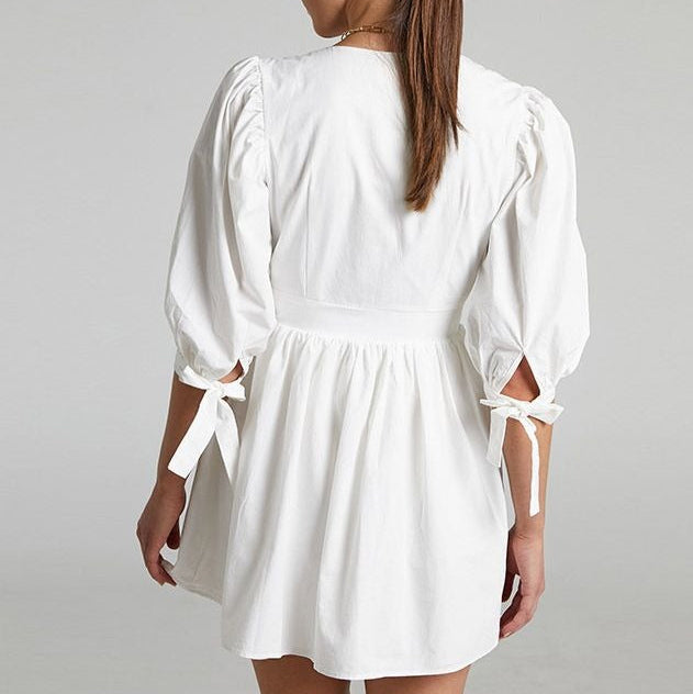 Vestido corto para mujer botones decorativos estilo evasé - Mirella