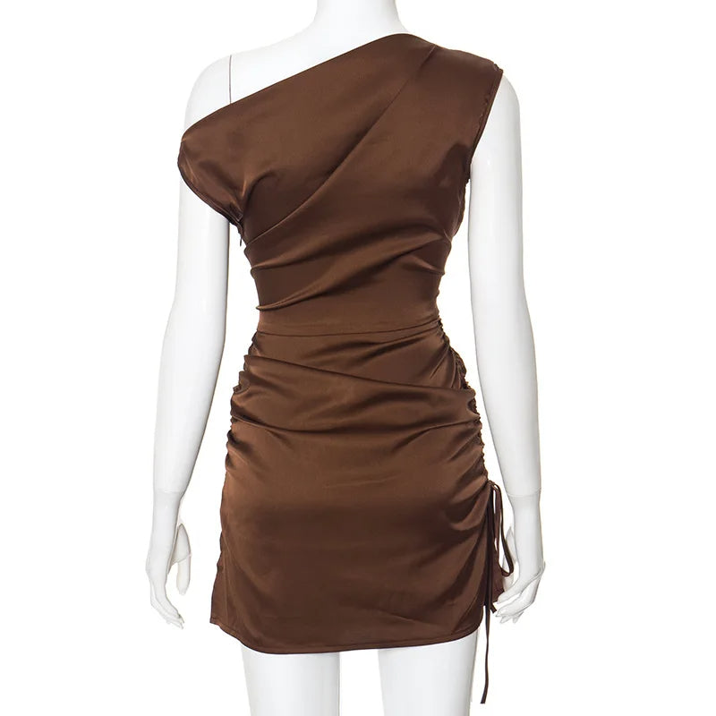 Marbella - Minivestido bodycon asimétrico con fruncidos