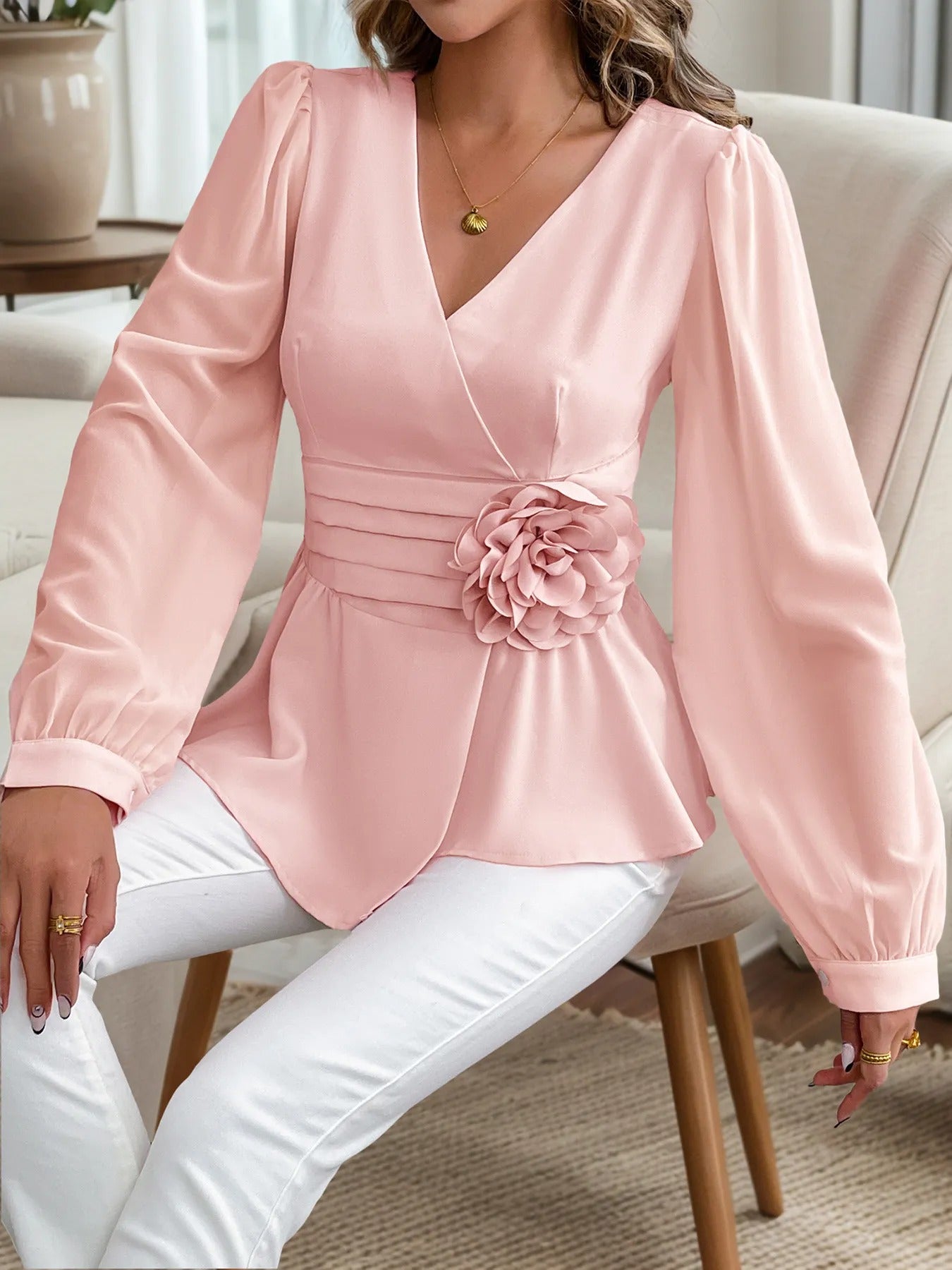 Blusa para mujer con gasa de flor tridimensional estilo peplum - Emilia