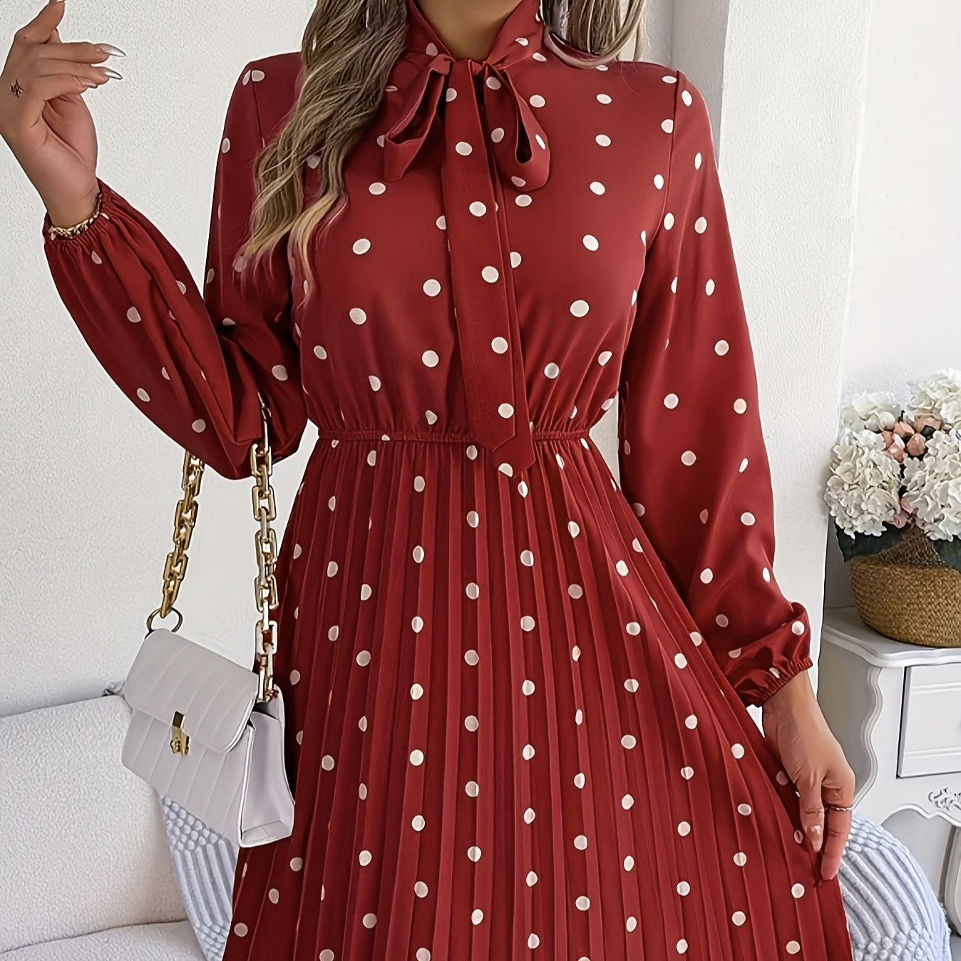 Vestido midi para mujer satinado con lunares estilo plisado - Cécile