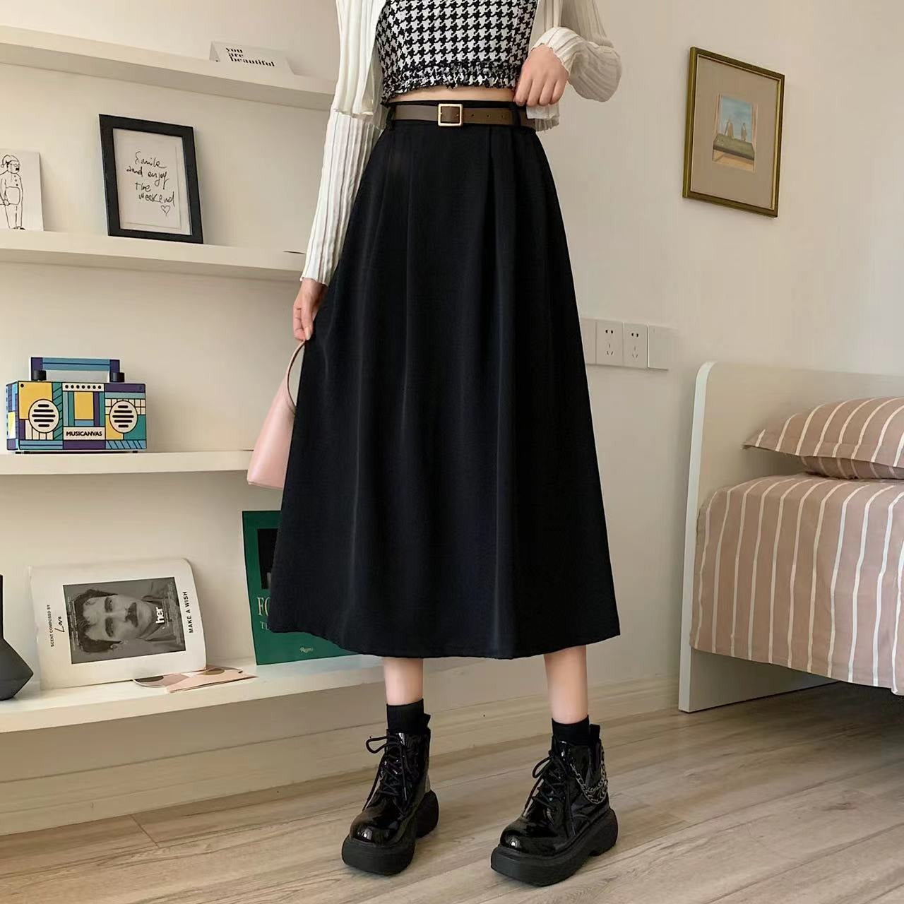 Falda midi para mujer de tejido fluido con pinzas frontales corte evasé - Mireille