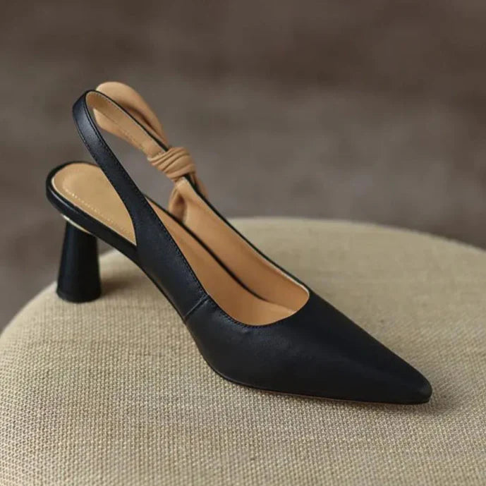 Nora - Elegantes zapatos negros con lazo