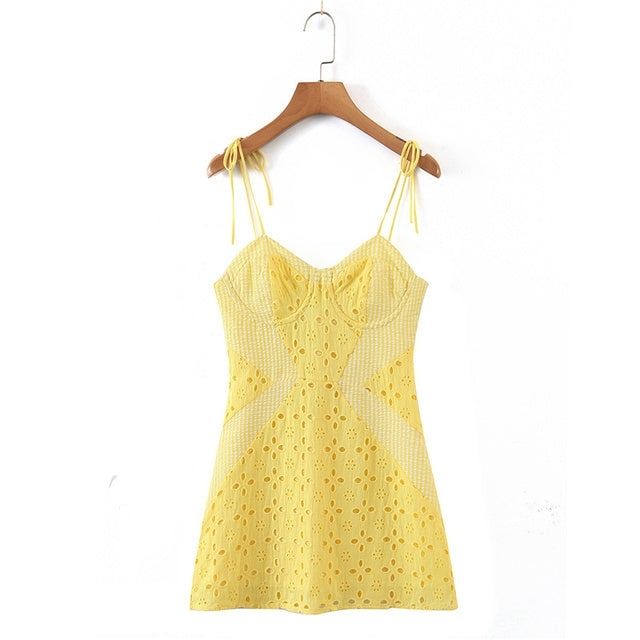 Liana - Vestido amarillo con bordados