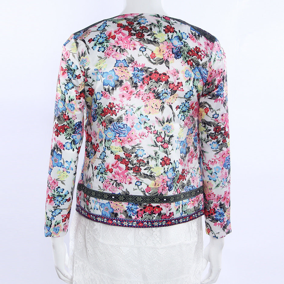 Natascha - Blazer boho de satén con un precioso estampado floral