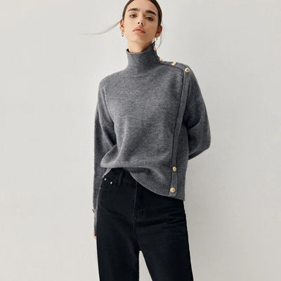 Joena - Jersey de cuello alto con detalle de botones asimétricos