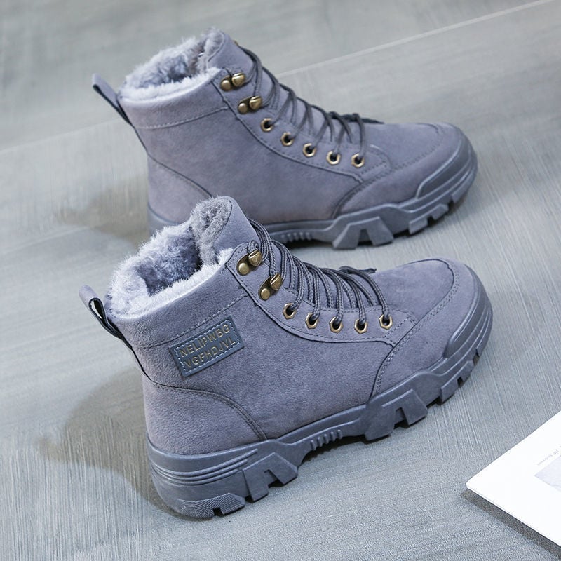 Botas de mujer urbanas con suela gruesa y cordones metalicos - Leona