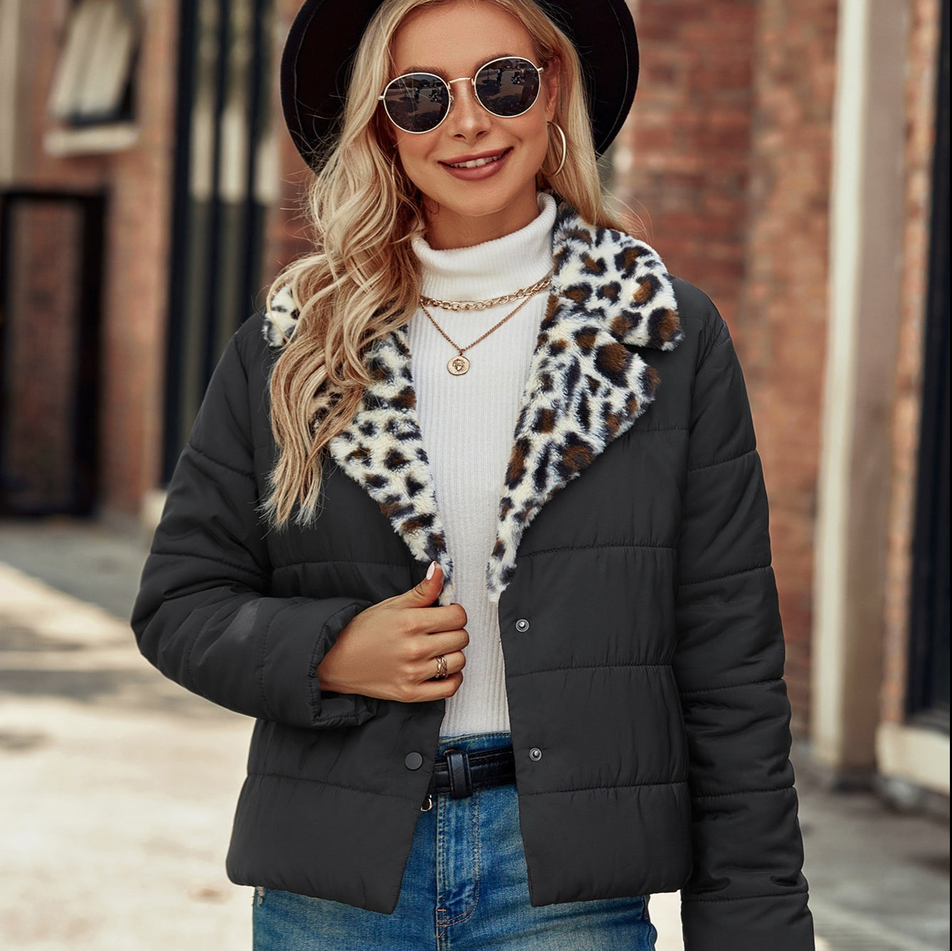 Chaqueta para mujer con cuello estampado y diseño acolchado - Énavel