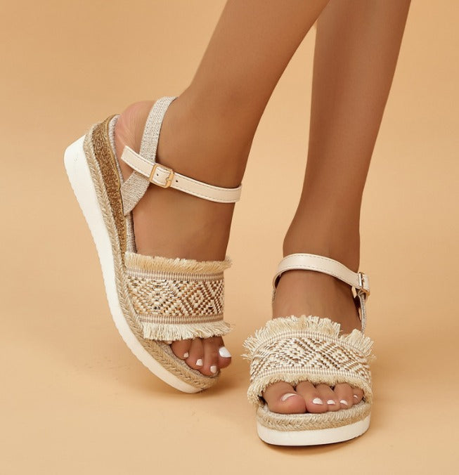 Sandalias cuña mujer diseño trenzado color crema - Arabelle