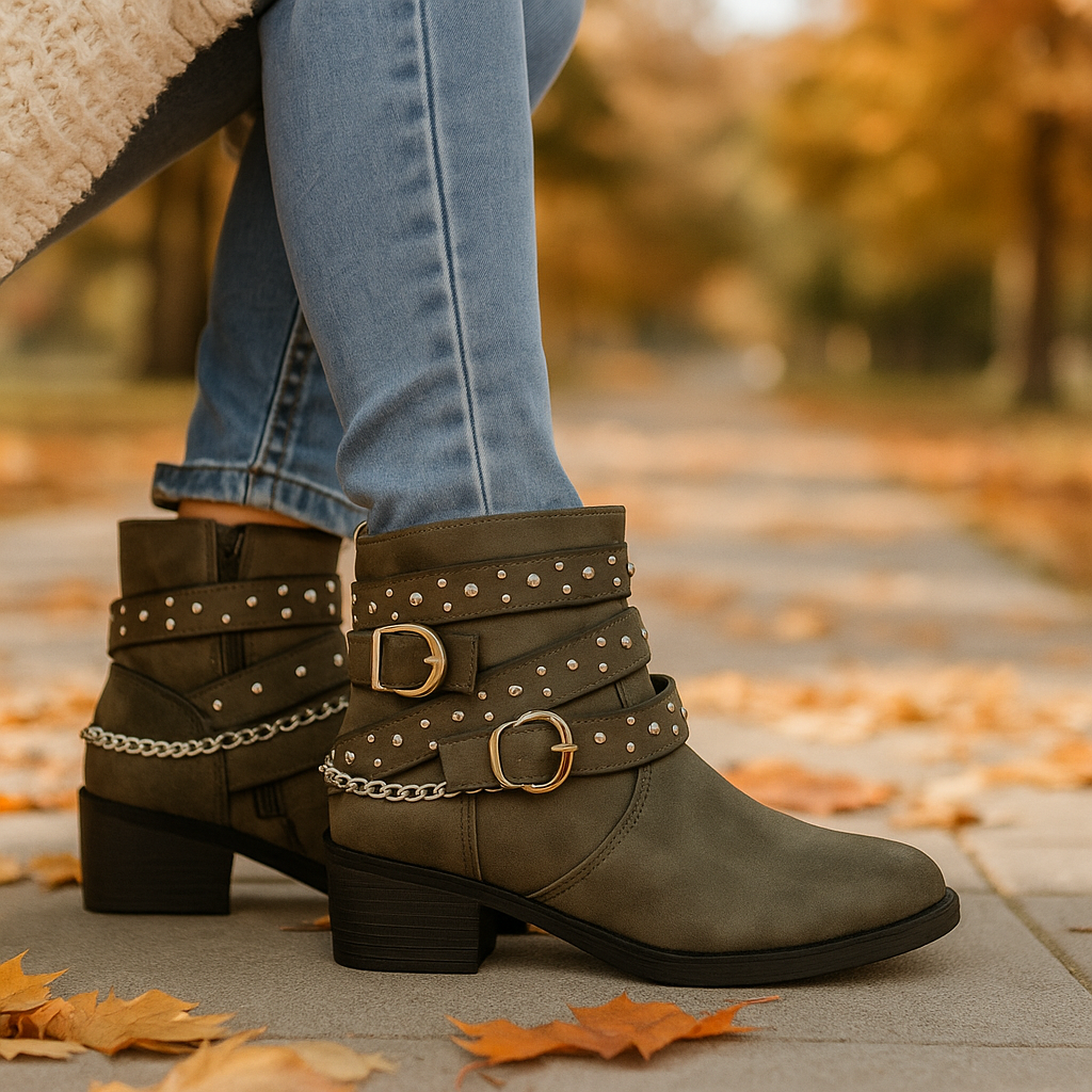 Botas mujer caña baja piel vegana con hebillas y cadenas - Leticia