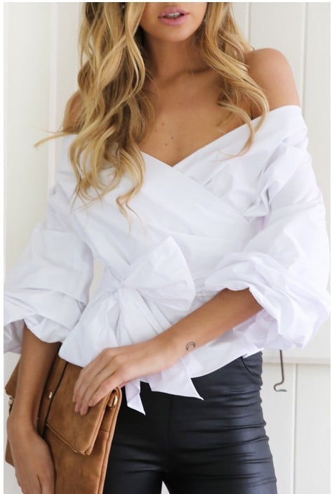 Noelle - Blusa corta cruzada de encaje