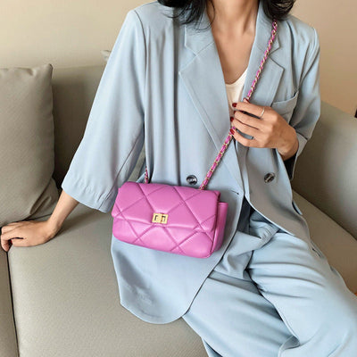 Bolso acolchado con cadena - Noelia