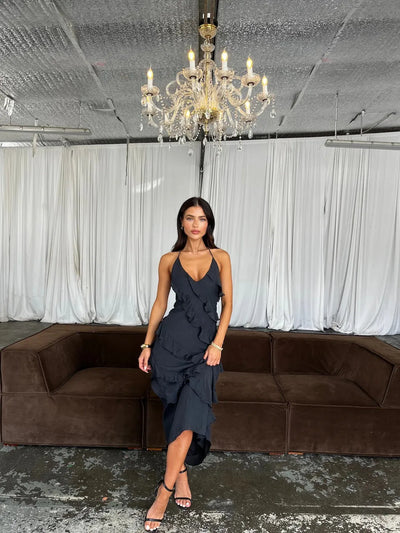 Ayla - Vestido largo halter de corte elegante