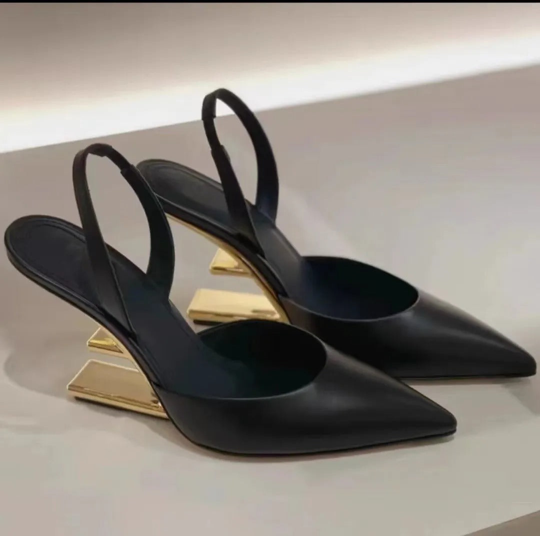 Sandalias de tacón para mujer con diseño geométrico metálico punta fina - Valeria