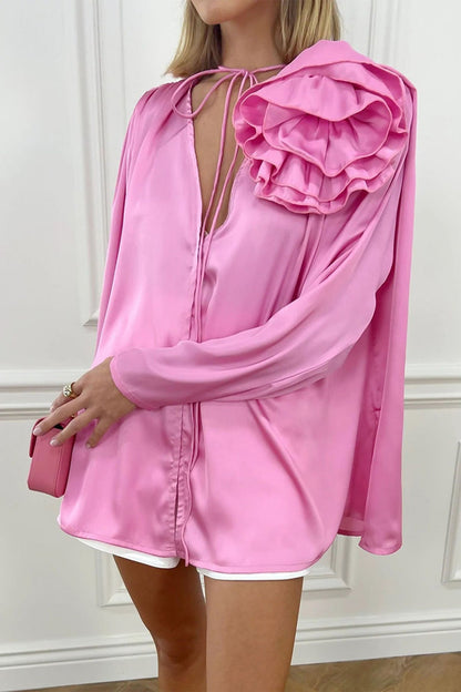 Victoria - Blusa rosa de encaje floral fruncido con cuello en V