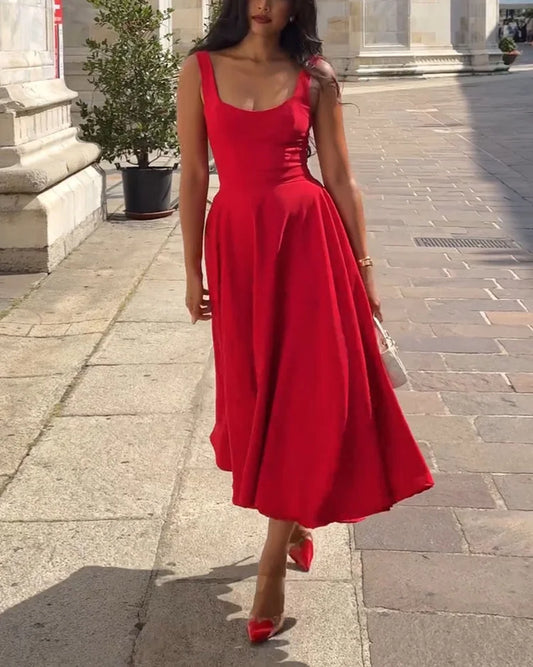 Kenia - Vestido rojo midi ajustado de tirantes