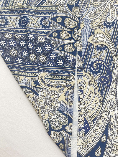 Owienna - Camiseta de mujer plus estampado paisley con encaje a contraste, escote en pico y media manga