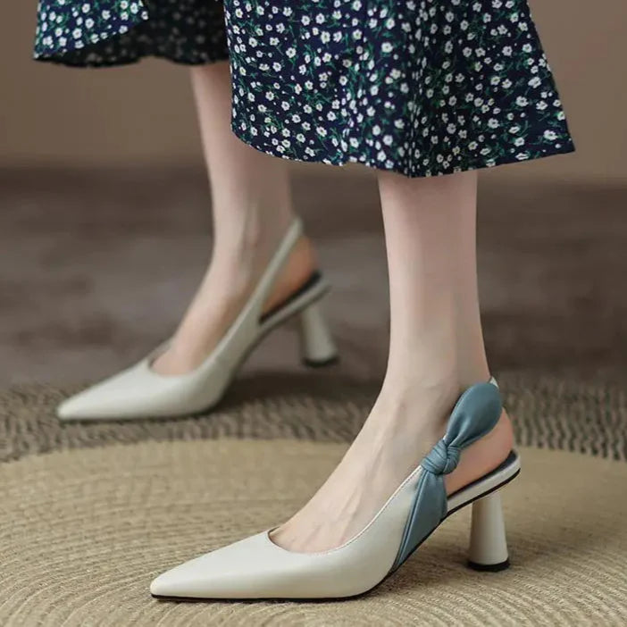 Nora - Elegantes zapatos negros con lazo