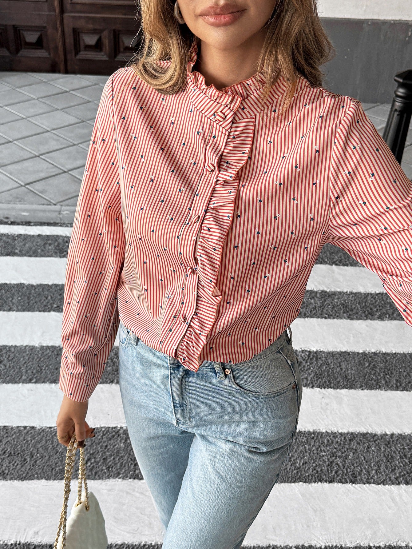 Blusa mujer manga larga con volantes y cuello alto - Lorena
