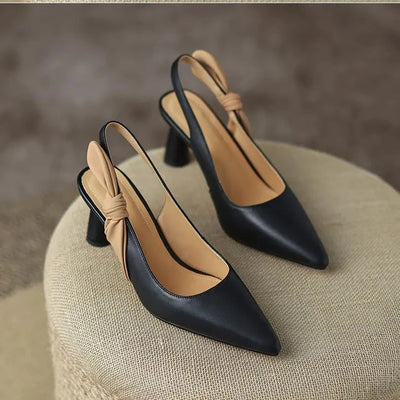 Nora - Elegantes zapatos negros con lazo