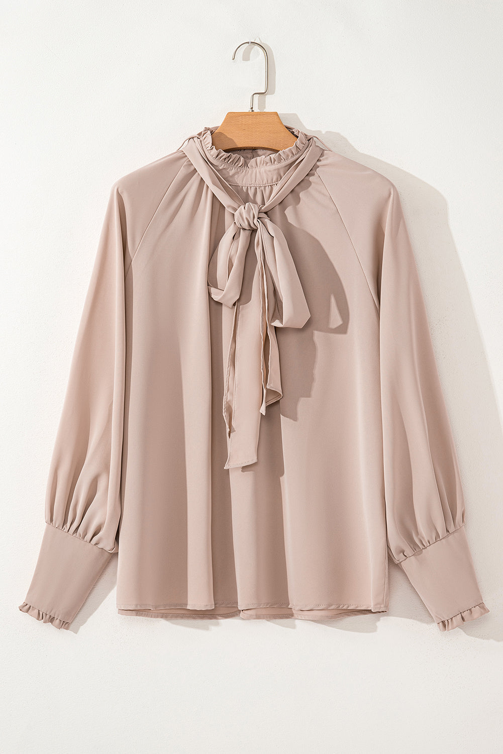 Mora - Blusa de cuello alto y flecos con mangas episcopales