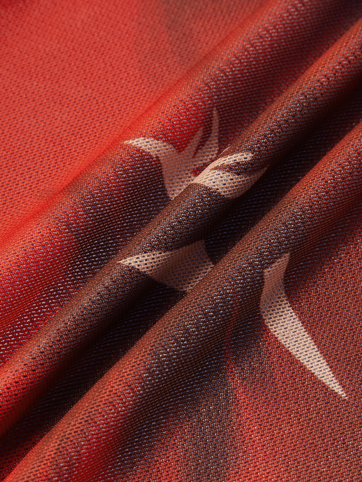 Elena - Vestido ajustado con estampado floral, escote halter y abertura