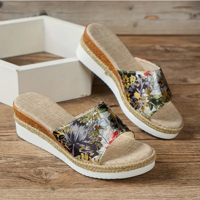 Femke - Sandalias de tacón de cuña para mujer con estampado floral