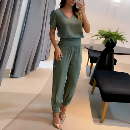 SOFIA - Moderno conjunto de blusa y pantalón