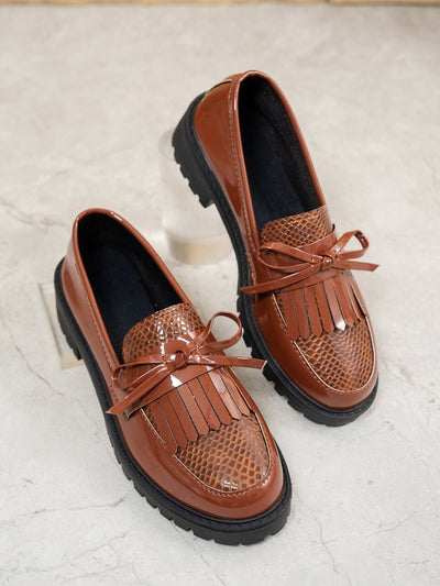 Mocasines mujer charol brillante con lazo decorativo - Valeria