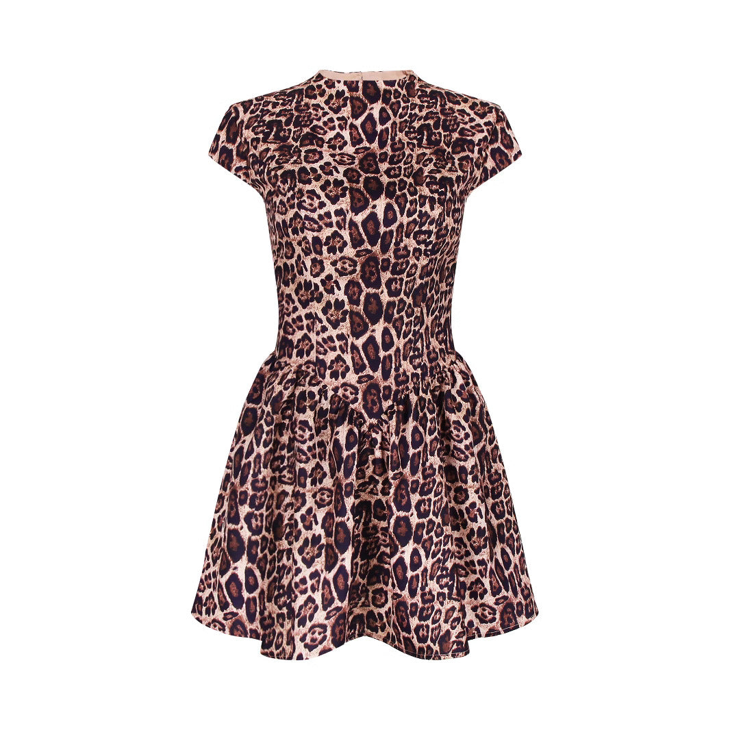 Essie - Vestido halter con estampado de leopardo