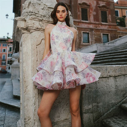 Valeria - Vestido Corto Estampado con Espalda Descubierta y Cuello Halter