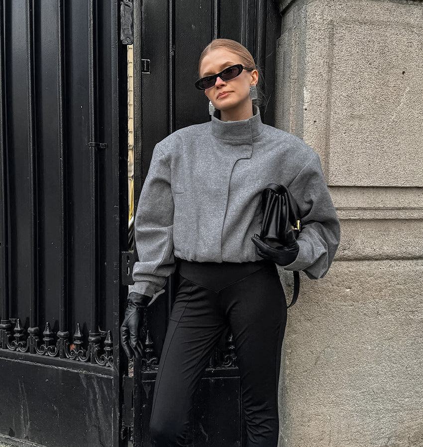 Chaqueta corta de mujer con cuello alto - Yasmin