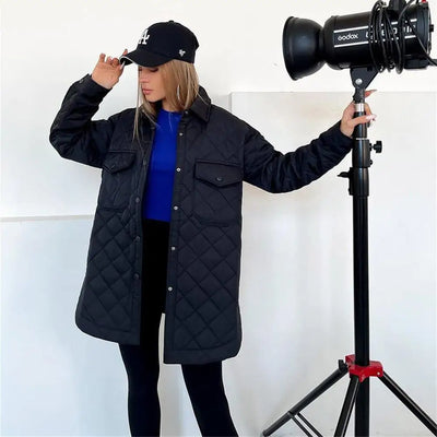 Aurora - Chaqueta acolchada clásica con botones de presión