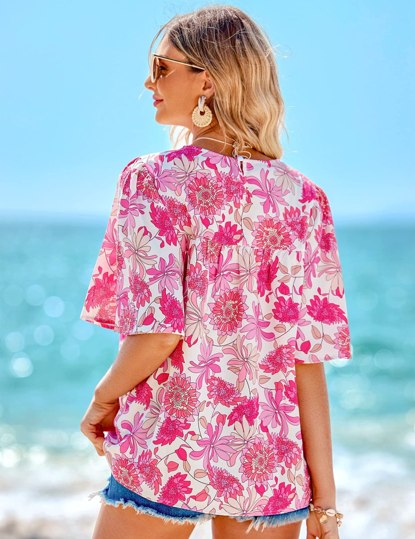 Shanee - Blusa floral con mangas