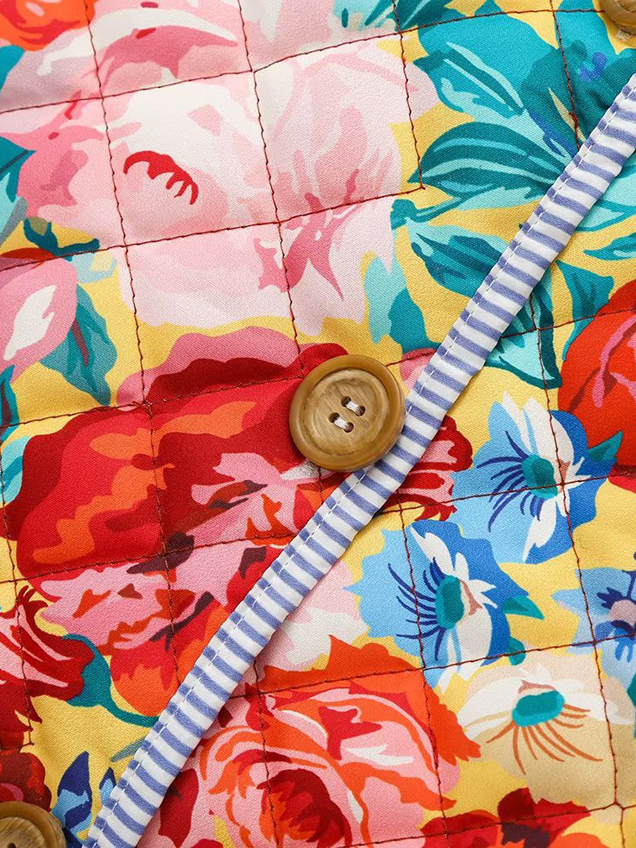 ColorCascade - Elegante chaqueta para la próxima primavera