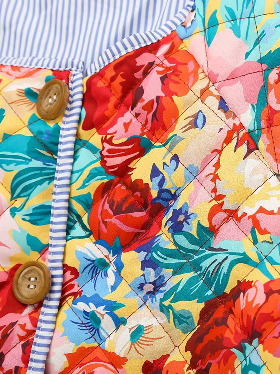 ColorCascade - Elegante chaqueta para la próxima primavera