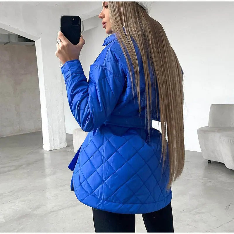 Aurora - Chaqueta acolchada clásica con botones de presión
