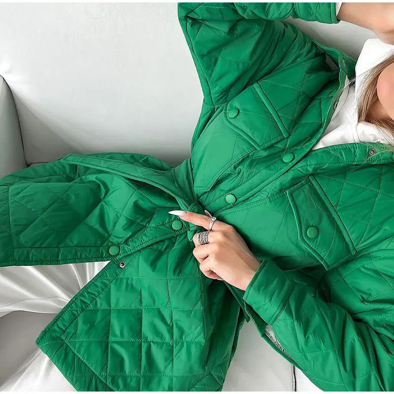 Aurora - Chaqueta acolchada clásica con botones de presión