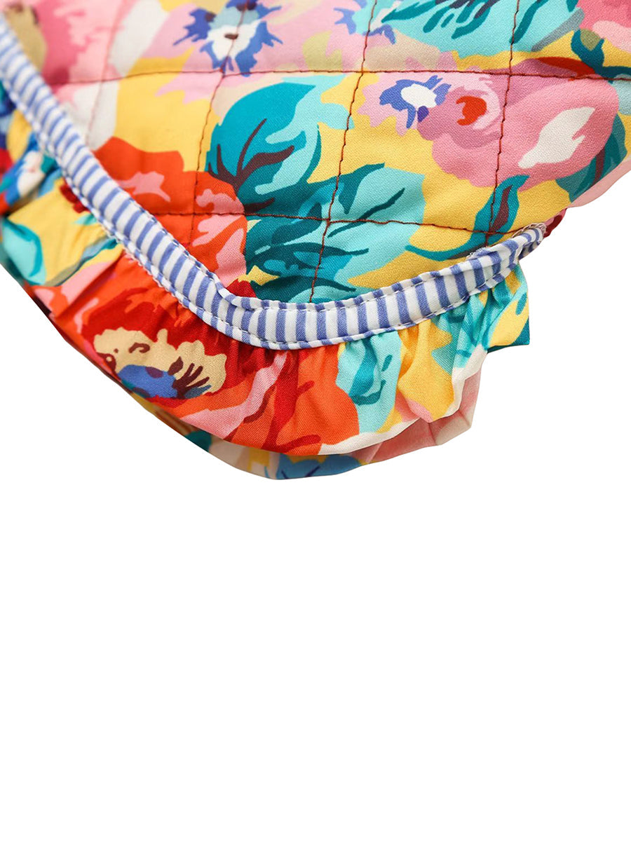 ColorCascade - Elegante chaqueta para la próxima primavera