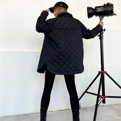 Aurora - Chaqueta acolchada clásica con botones de presión