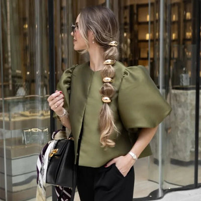 Mona - Elegante camisa de mujer con mangas cortas abullonadas