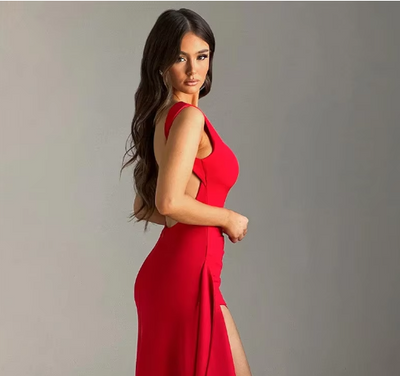 Victoria - Favorecedor vestido con abertura alta